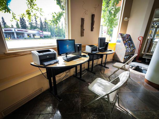 Imagen de los interiores del Hotel Puffin Inn Of Anchorage. Foto 8