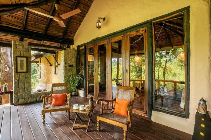 Imagen general del Hotel Pugdundee Safaris - Kanha Earth Lodge. Foto 10