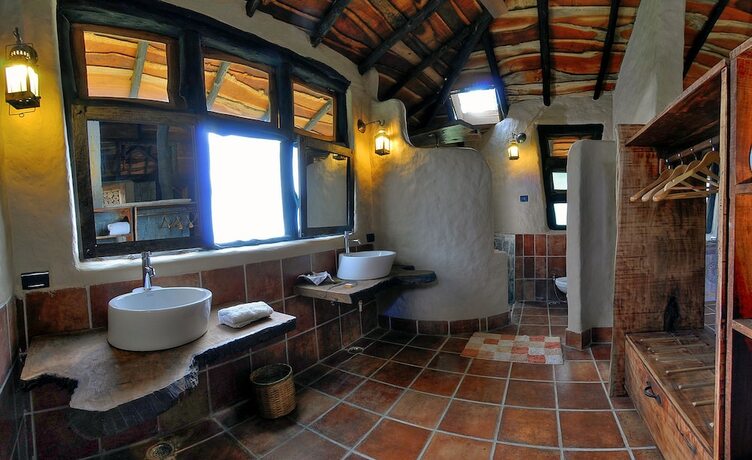 Imagen general del Hotel Pugdundee Safaris - Kanha Earth Lodge. Foto 12