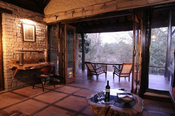 Imagen general del Hotel Pugdundee Safaris - Kanha Earth Lodge. Foto 14