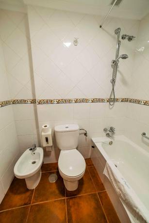 Imagen de la habitación del Hotel Pugide. Foto 7