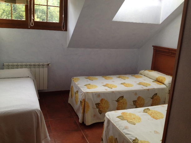 Imagen de la habitación del Hotel Pugide. Foto 9