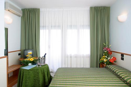 Imagen general del Hotel Pugnochiuso Resort - Degli Ulivi. Foto 4