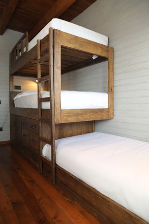 Imagen de la habitación del Hotel Puig Francó. Foto 13