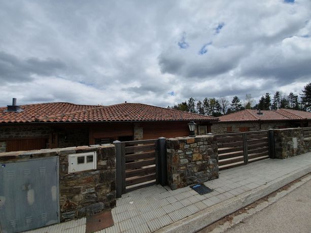 Imagen de la habitación del Hotel Puig Francó. Foto 18