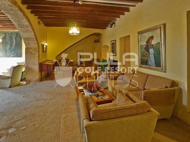 Imagen de los interiores del Hotel Pula Golf Resort. Foto 18