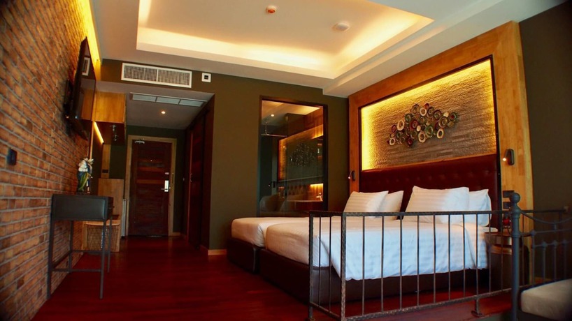 Imagen del bar/restaurante del Hotel Pulakorn Private Beach Resort. Foto 2