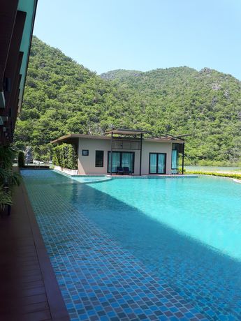 Imagen de la habitación del Hotel Pulakorn Private Beach Resort. Foto 7