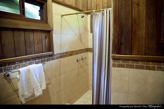 Imagen de la habitación del Hotel Pulhapanzak Waterfalls Cabins. Foto 5