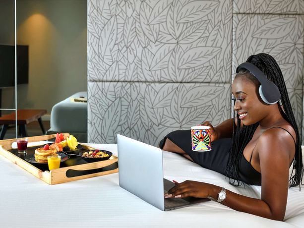 Imagen de la habitación del Hotel Pullman Abidjan. Foto 3