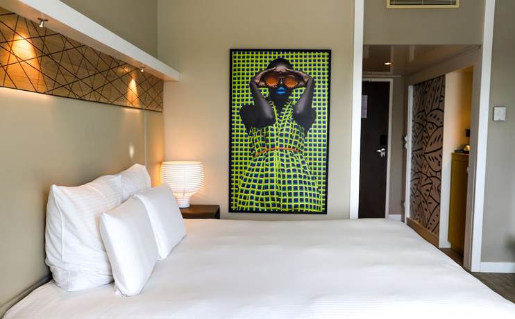 Imagen de la habitación del Hotel Pullman Abidjan. Foto 14
