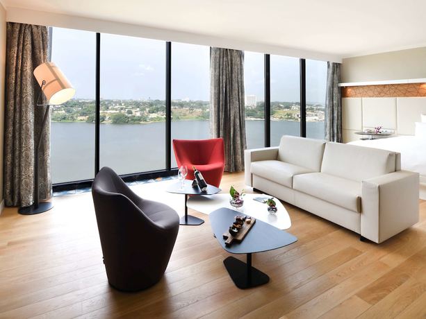 Imagen de la habitación del Hotel Pullman Abidjan. Foto 17