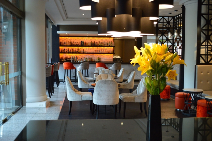 Imagen del bar/restaurante del Hotel Pullman Auckland Hotel & Apartments. Foto 10