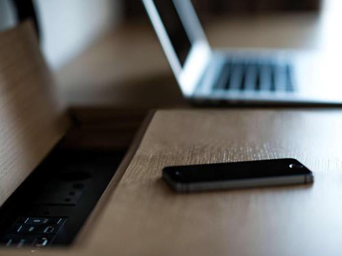 Imagen de la habitación del Hotel Pullman Basel Europe. Foto 18