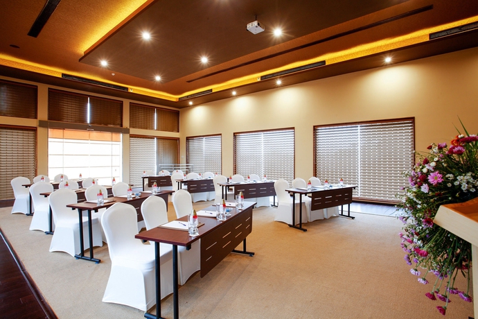 Imagen de los interiores del Hotel Pullman Bentota Resort and Spa. Foto 7