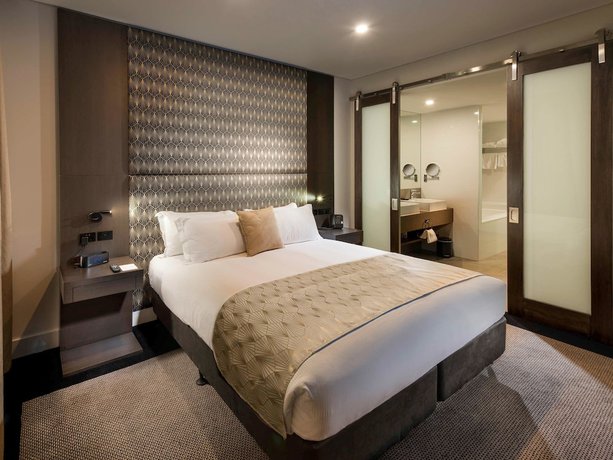 Imagen de la habitación del Hotel Pullman Brisbane Airport. Foto 10