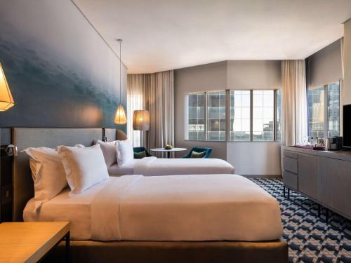 Imagen de la habitación del Hotel Pullman Cape Town City Centre. Foto 15