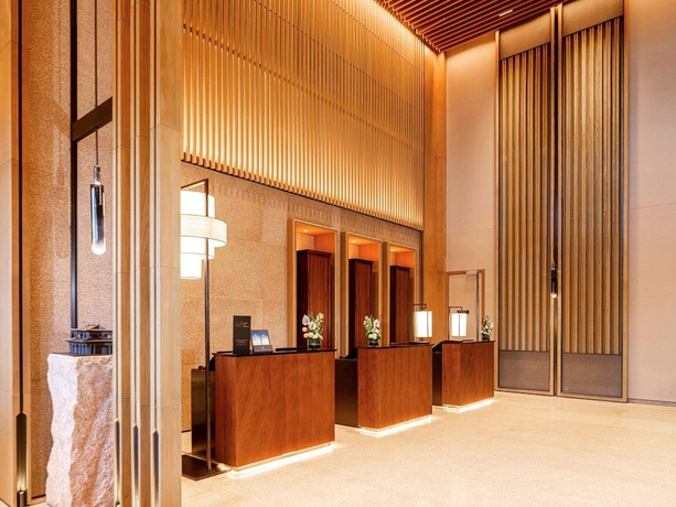 Imagen de los interiores del Hotel Pullman Dali. Foto 17