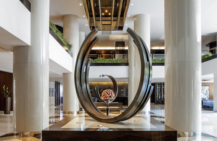 Imagen de los interiores del Hotel Pullman Dubai Creek City Centre Residences. Foto 14