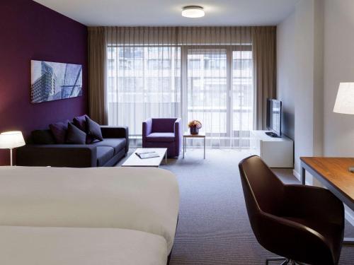 Imagen de la habitación del Hotel Pullman Eindhoven Cocagne. Foto 17