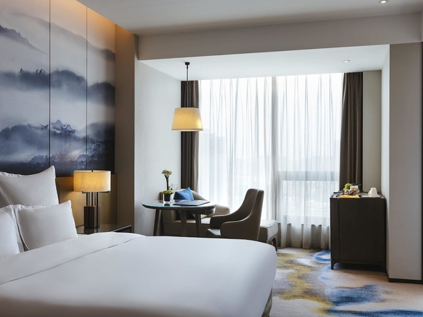 Imagen de la habitación del Hotel Pullman Fuzhou Tahoe. Foto 8