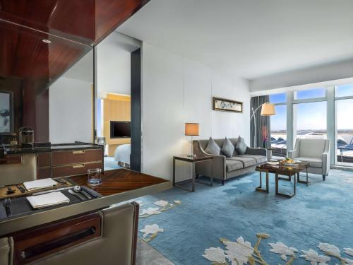 Imagen de la habitación del Hotel Pullman Guangzhou Baiyun Airport. Foto 20