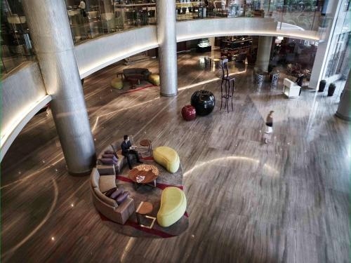 Imagen general del Hotel Pullman Hanoi. Foto 2