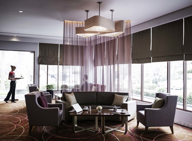 Imagen del bar/restaurante del Hotel Pullman Hanoi. Foto 2