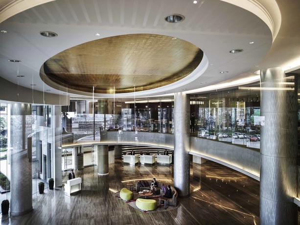 Imagen de los interiores del Hotel Pullman Hanoi. Foto 16