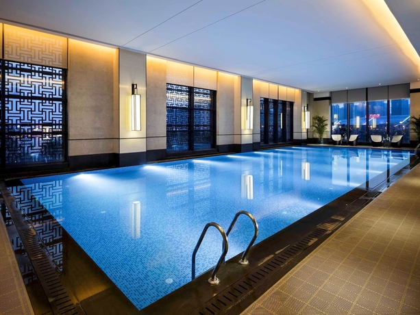 Imagen de la piscina del Hotel Pullman Hefei Sunac. Foto 19