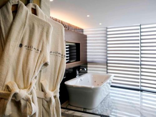 Imagen general del Hotel Pullman Istanbul and Convention Center. Foto 5