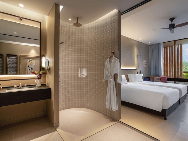 Imagen de la habitación del Hotel Pullman Khao Lak Resort. Foto 5