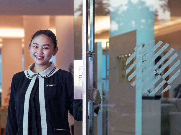 Imagen de los interiores del Hotel Pullman Kuching. Foto 16