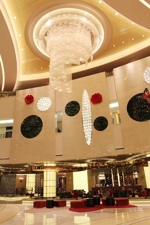 Imagen de los interiores del Hotel Pullman Linyi Lushang. Foto 18