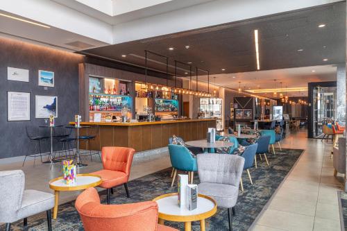 Imagen del bar/restaurante del Hotel Pullman Liverpool. Foto 8