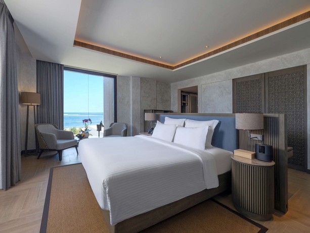 Imagen de la habitación del Hotel Pullman Lombok Merujani Mandalika Beach Resort. Foto 16