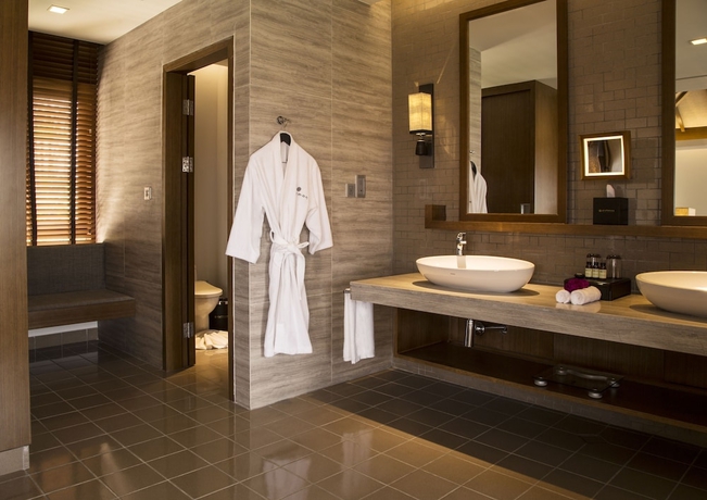 Imagen de la habitación del Hotel Pullman Luang Prabang. Foto 15