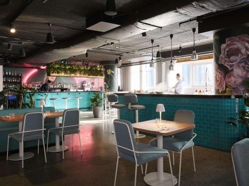 Imagen del bar/restaurante del Hotel Pullman Melbourne City Centre. Foto 8