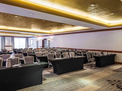 Imagen general del Hotel Pullman Miami Airport. Foto 10