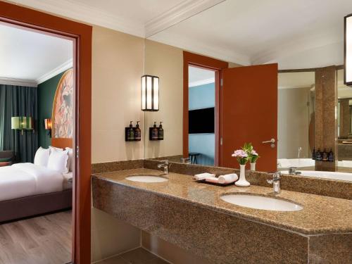 Imagen de la habitación del Hotel Pullman Nairobi Upper Hill. Foto 16