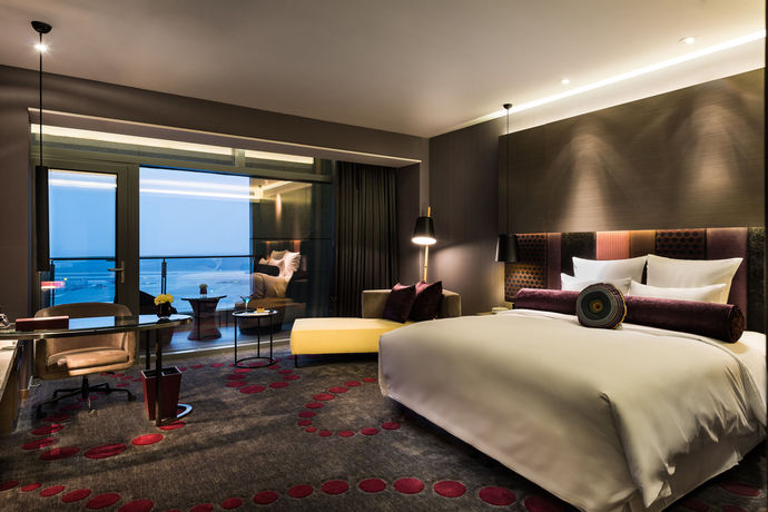 Imagen de la habitación del Hotel Pullman Nanjing Lukou Airport. Foto 7