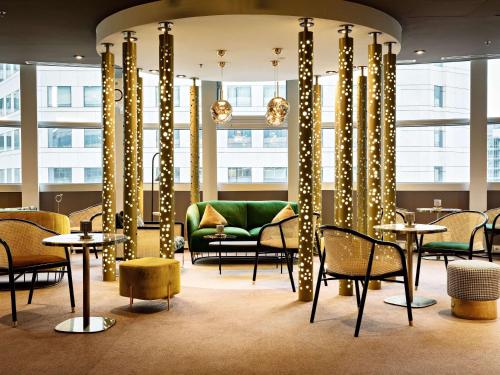 Imagen de los interiores del Hotel Pullman Paris La Défense. Foto 8