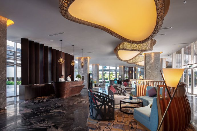 Imagen de los interiores del Hotel Pullman Phu Quoc Beach Resort. Foto 20