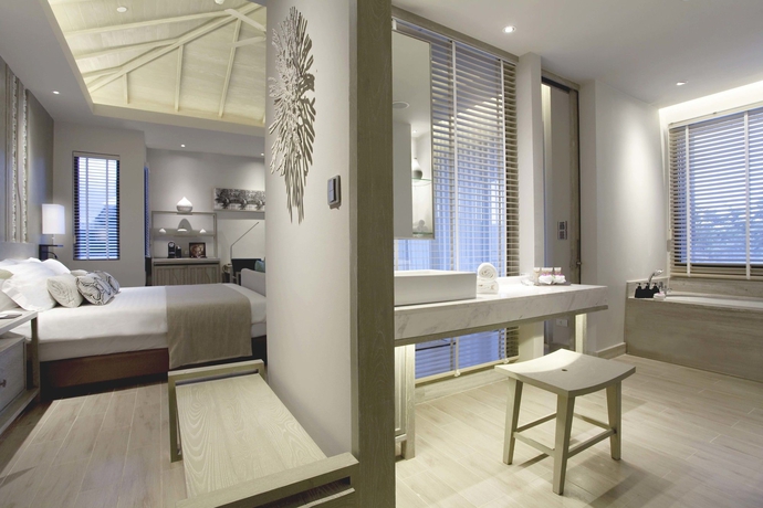 Imagen de la habitación del Hotel Pullman Phuket Arcadia Naithon Beach. Foto 6