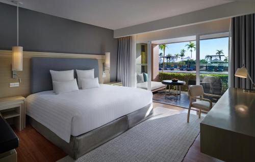 Imagen de la habitación del Hotel Pullman Phuket Panwa Beach Resort - Sha Plus. Foto 11
