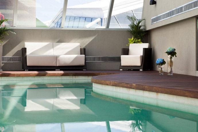 Imagen de los interiores del Hotel Pullman Rosario City Center. Foto 9