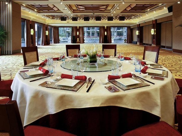 Imagen del bar/restaurante del Hotel Pullman Sanya Yalong Bay Villas and Resort. Foto 4