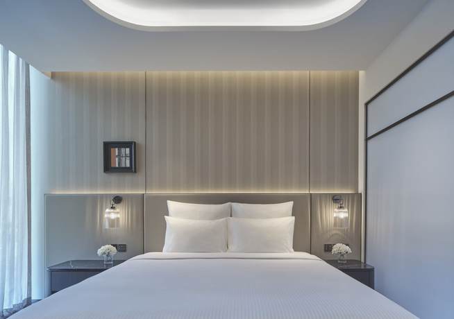 Imagen de la habitación del Hotel Pullman Singapore Hill Street. Foto 6