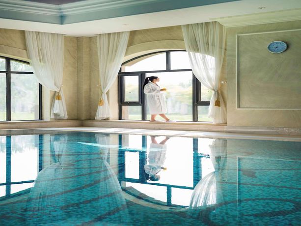 Imagen de la piscina del Hotel Pullman Tangshan. Foto 20