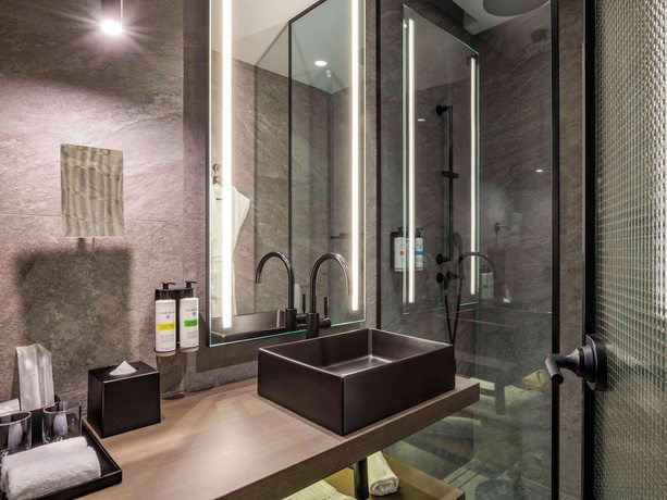 Imagen de la habitación del Hotel Pullman Tbilisi Axis Towers. Foto 2